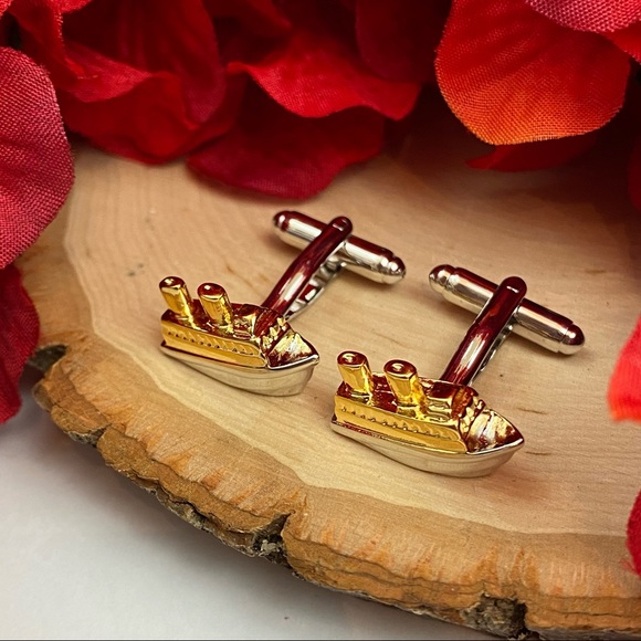 Silver and Gold Cruise Ship Titanic Cufflinks - Picture 7 of 16